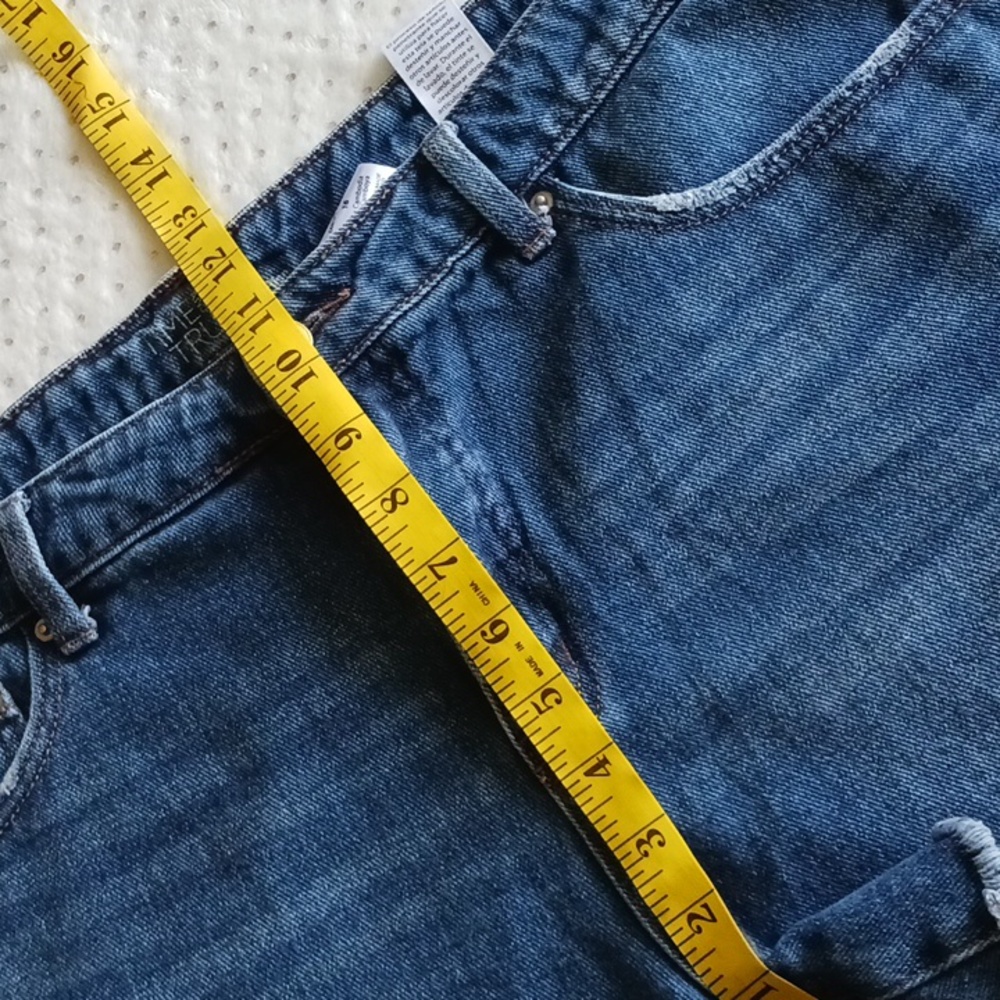 Time & Tru Distressed Jean Shorts size 16 plus size - Picture 10 of 12